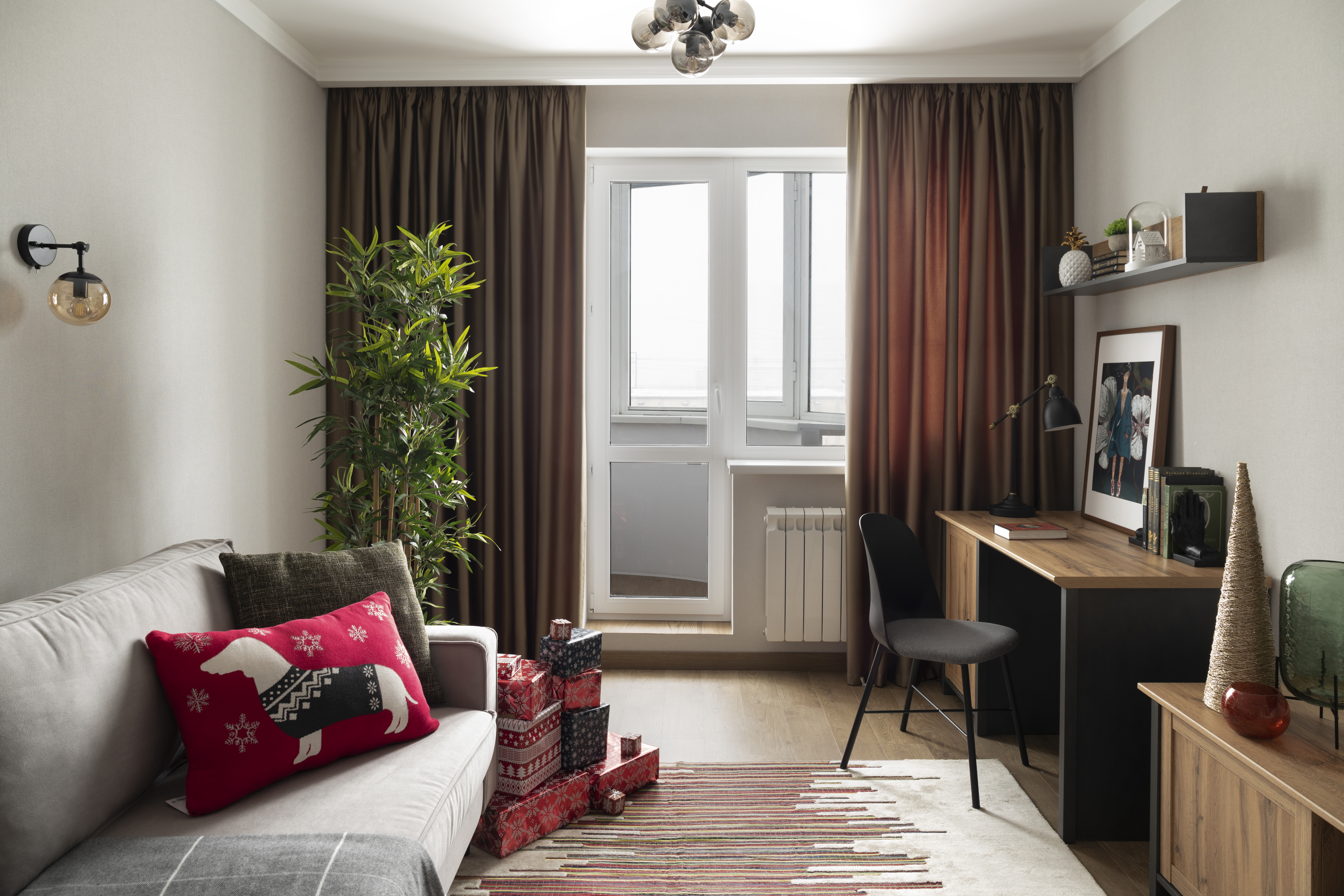 Интерьер в светлых тонах: минимализм с черными акцентами в московской квартире